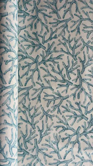Mantel antimanchas Algas de hule resinado en color Celeste