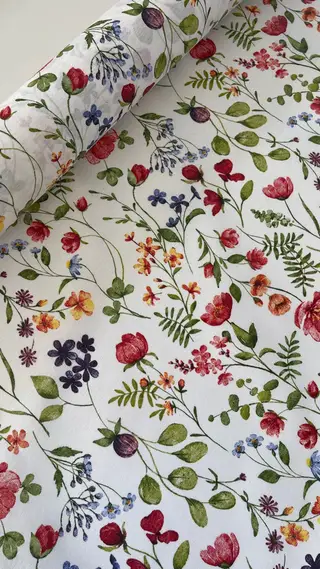 Otros diseños de mantel antimanchas en hule resinado en color Amapola