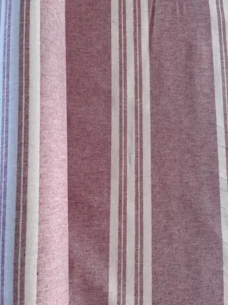Mantel antimanchas Cubano de hule resinado en color Burdeos